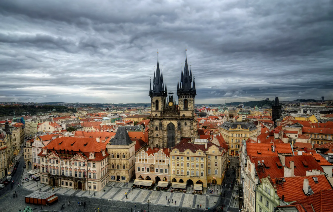 Photo wallpaper the sky, clouds, the city, people, overcast, building, home, Prague