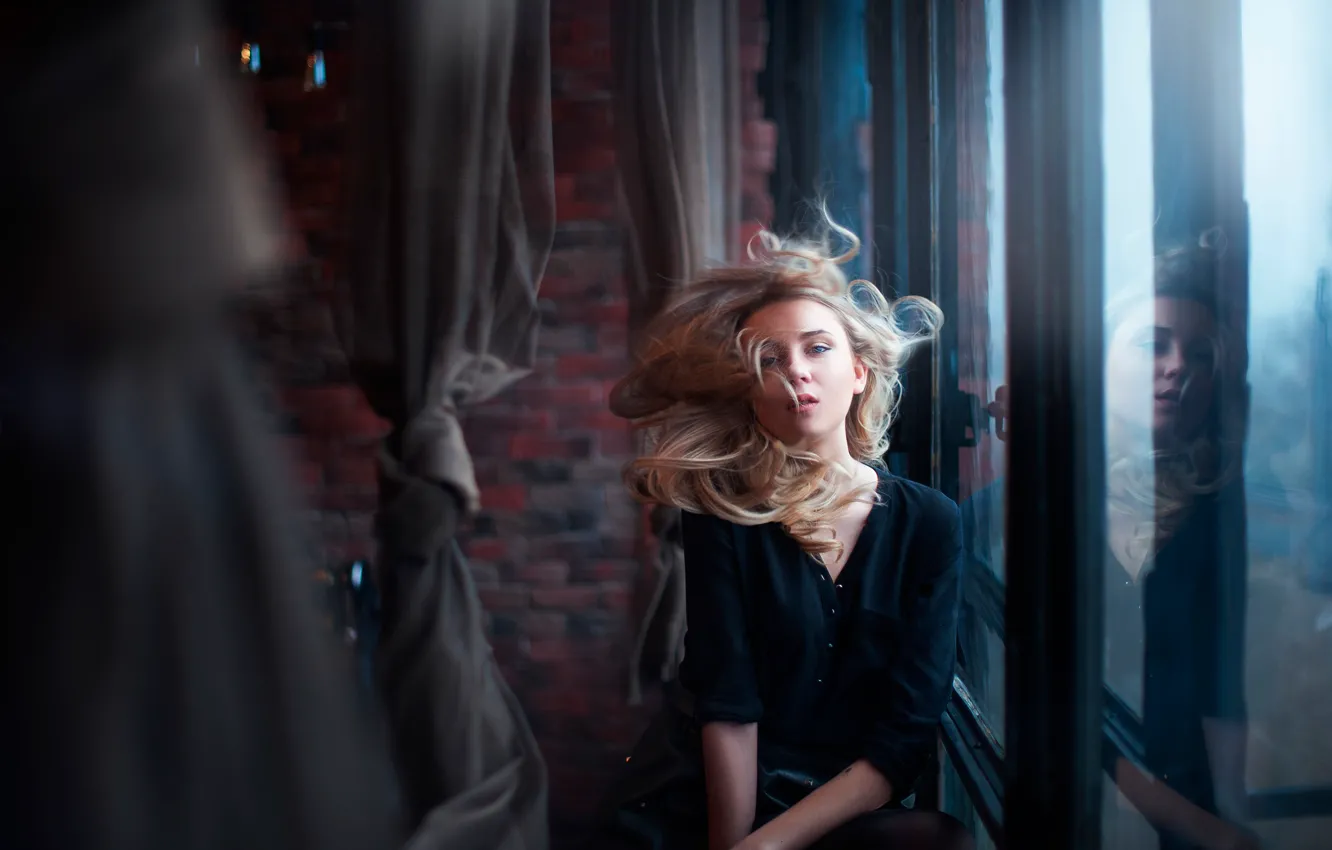 Photo wallpaper girl, reflection, hair, window, stroke