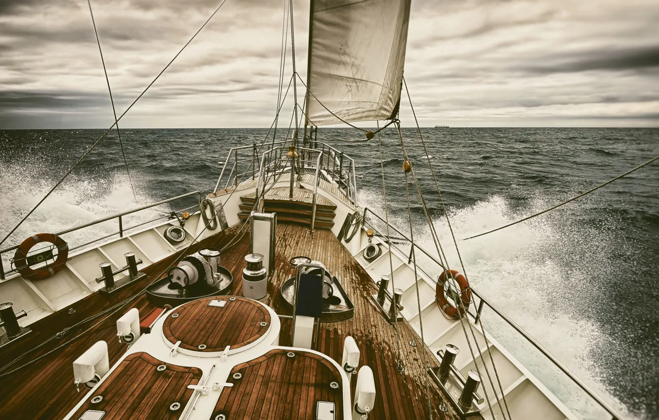 Photo wallpaper sea, wave, squirt, the way, movement, overcast, the wind, yacht