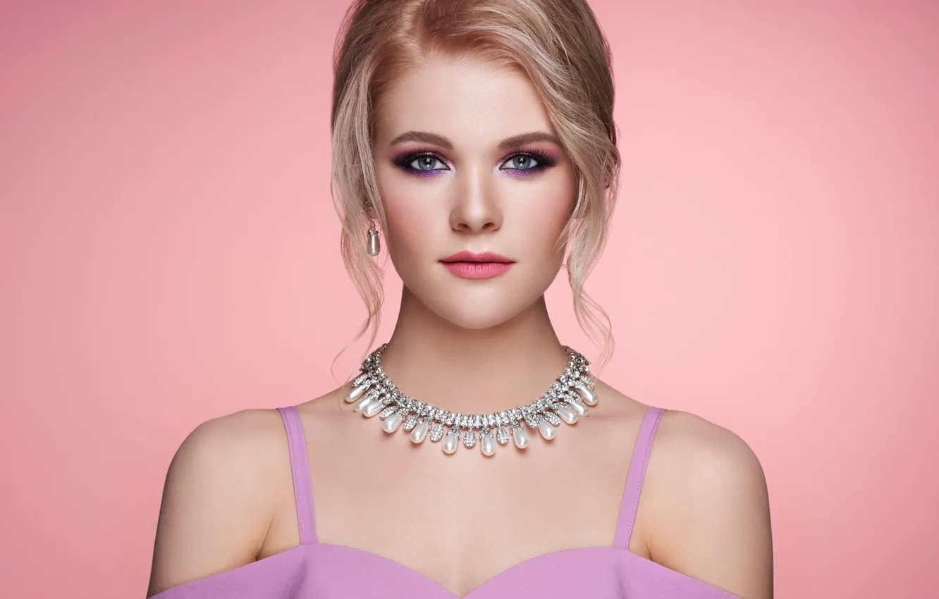 Photo wallpaper decoration, makeup, retouching, Oleg Gekman, Portrait beautiful woman