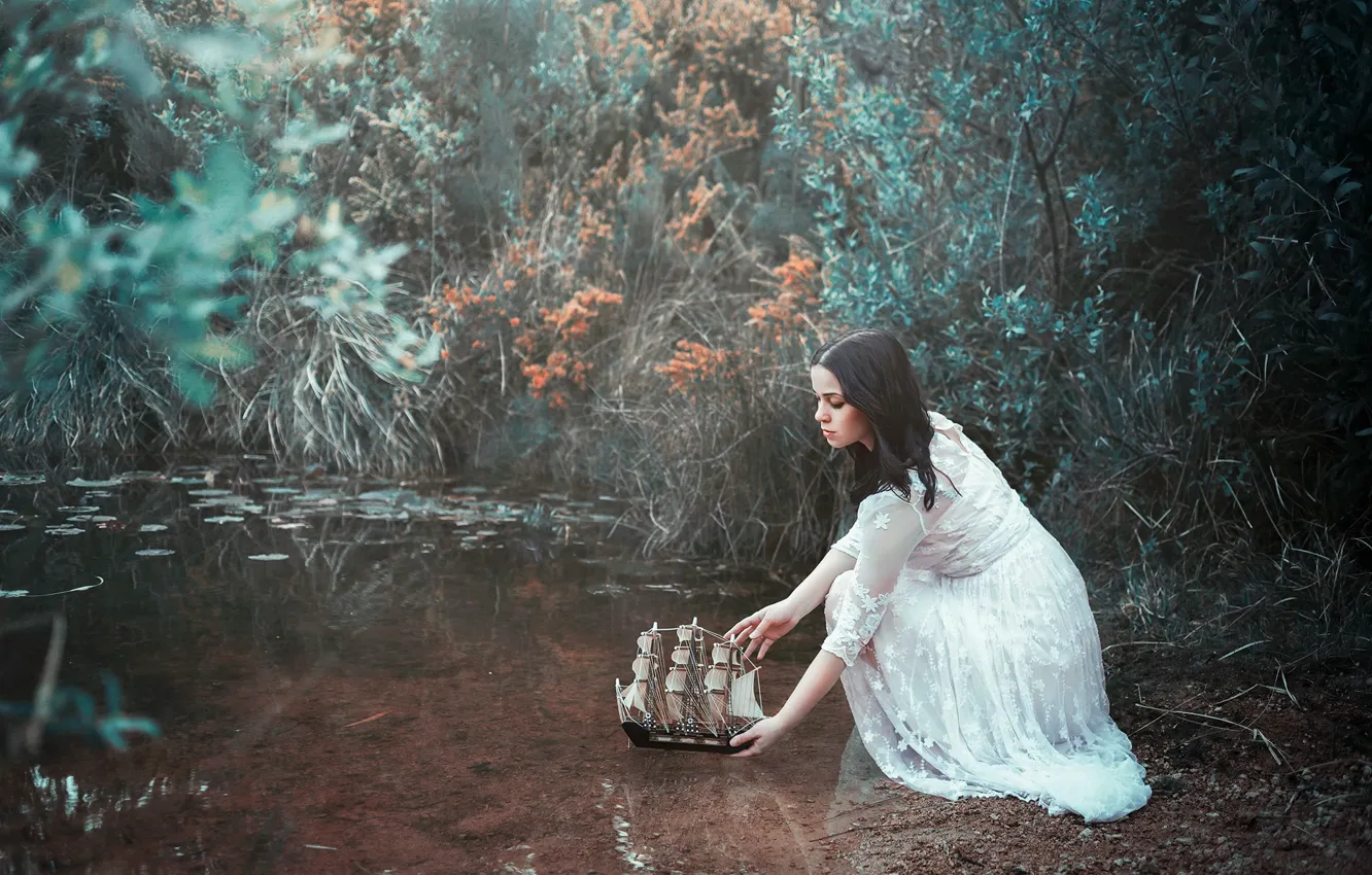 Photo wallpaper girl, pond, ship