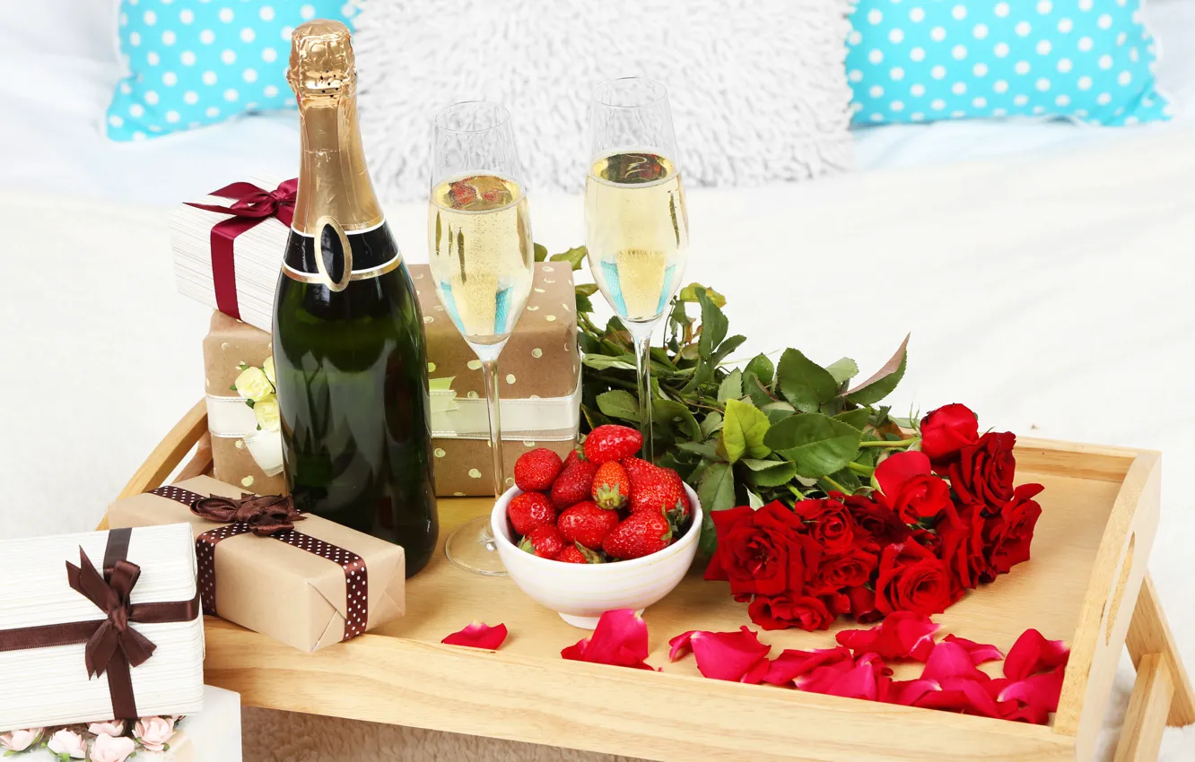 Photo wallpaper Bottle, Strawberry, Roses, Holiday, Gifts, Champagne, Birthday