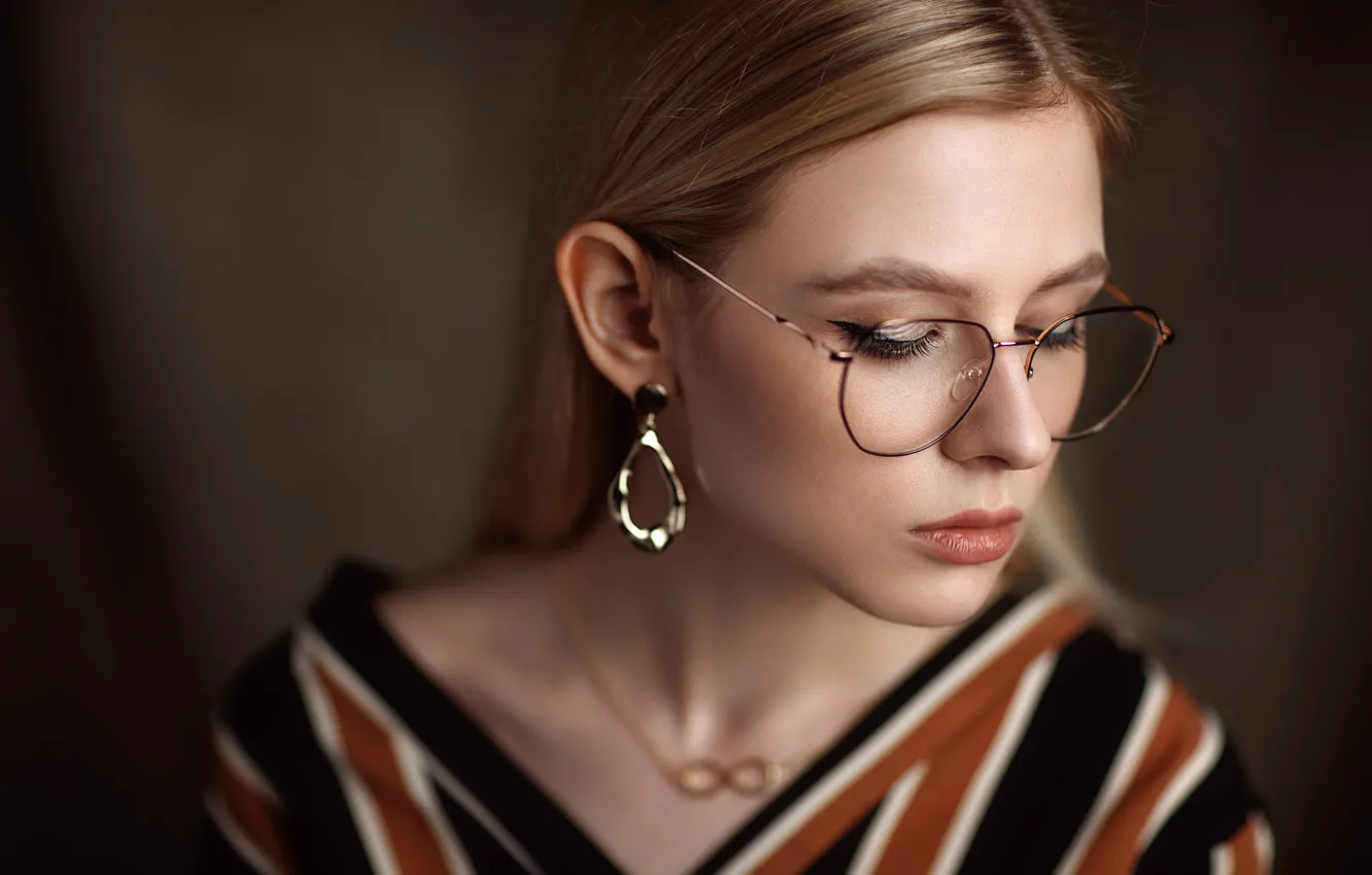 Photo wallpaper girl, face, portrait, earrings, glasses, Sergey Sorokin