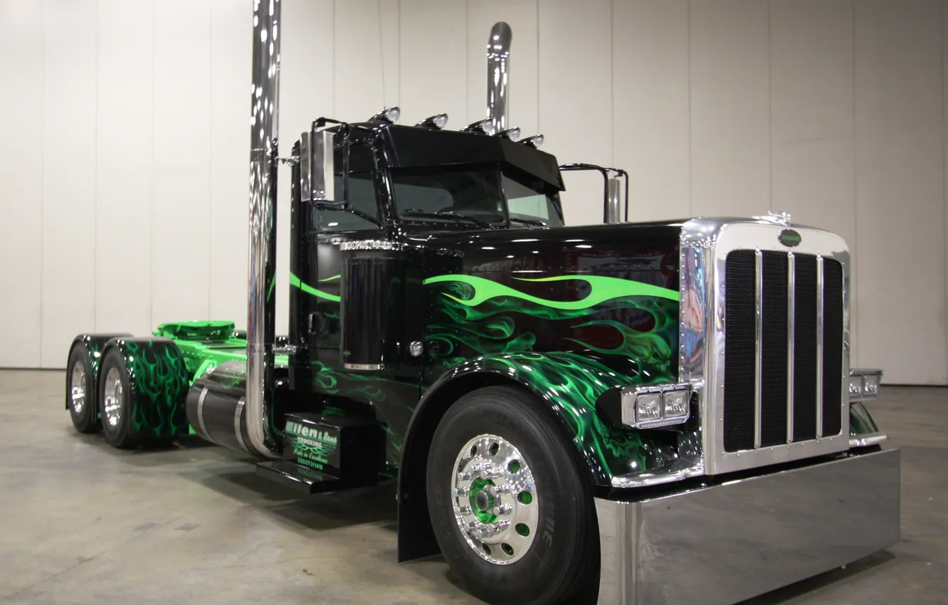 Photo wallpaper Green, Black, Truck, Peterbilt, Customize, Great Paint