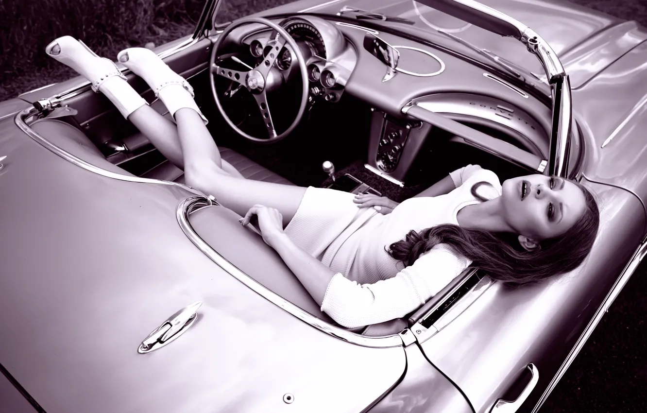 Photo wallpaper machine, girl, Corvette, retro style