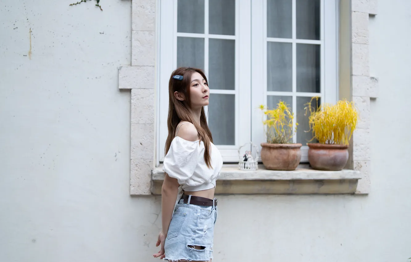 Photo wallpaper girl, pose, shorts, blouse, Asian