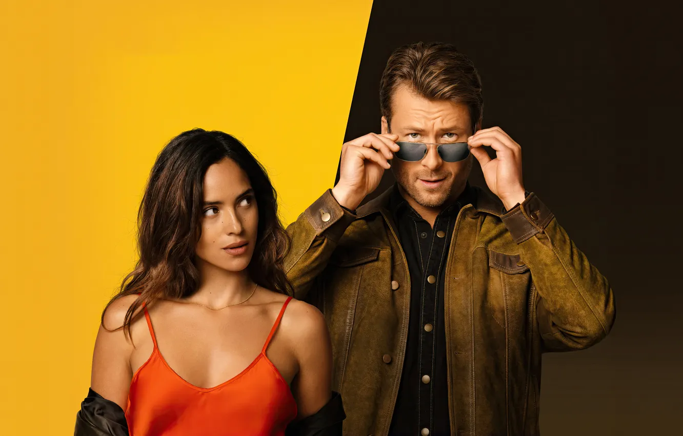 Photo wallpaper poster, crime, guy, Comedy, Glen Powell, Adria Arjona, Hit Man, girl