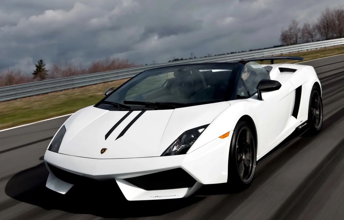 Photo wallpaper car, speed, Lamborghini, white, Gallardo, car, Spyder, the front