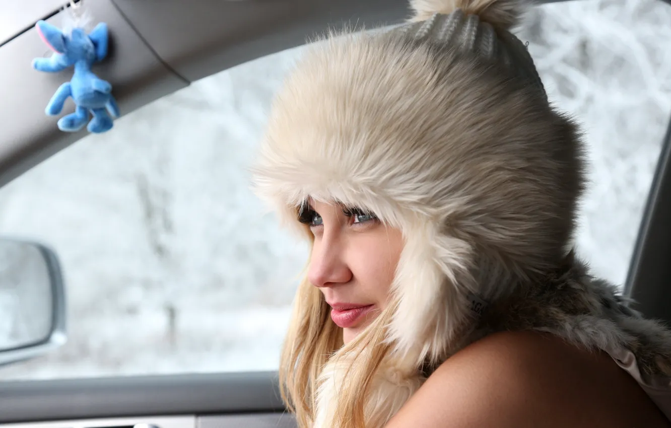 Photo wallpaper car, blue eyes, model, blonde