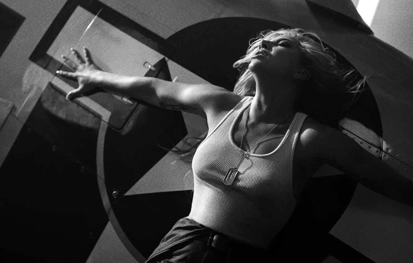 Photo wallpaper flight, pose, the plane, Lady Gaga, Lady Gaga, Top Gun: Maverick, Hold my hand, Top …