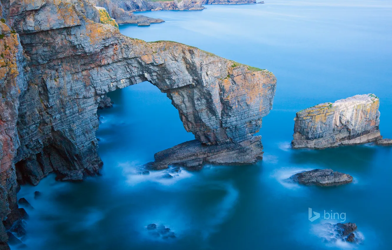 Photo wallpaper sea, rocks, arch, Wales, the Pembrokeshire national Park, green bridge of Wales