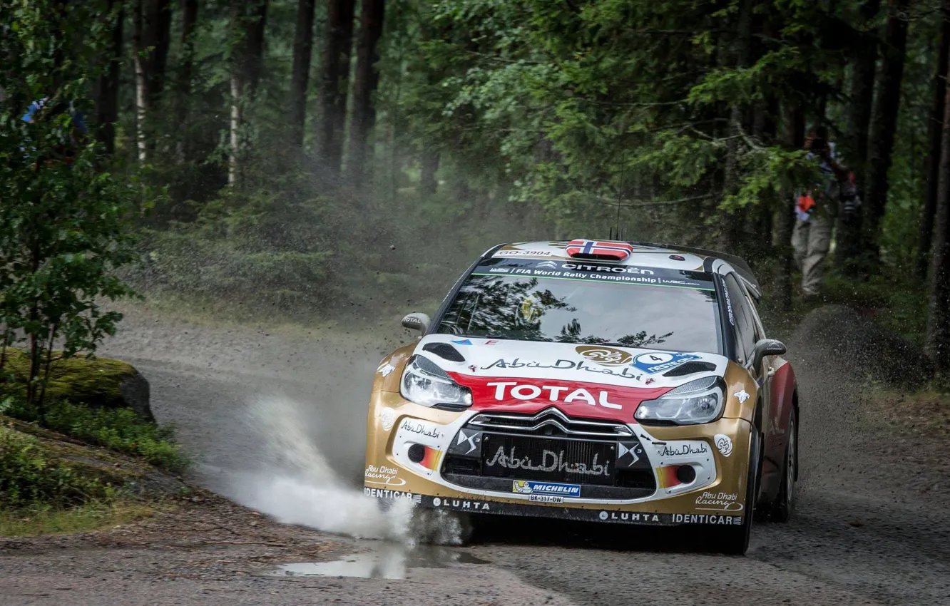 Photo wallpaper grass, trees, squirt, turn, skid, puddle, gravel, wrc