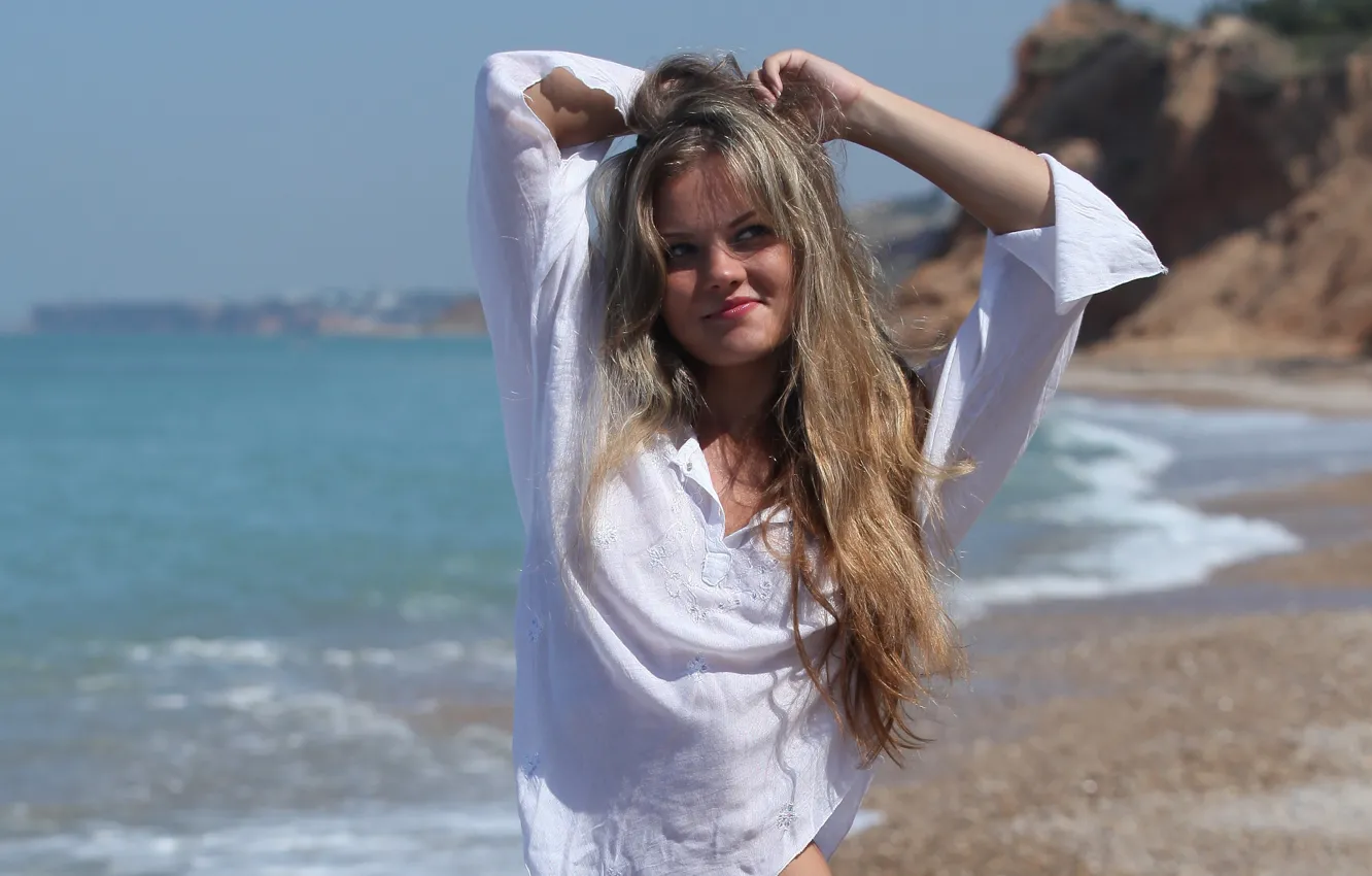 Photo wallpaper sea, sexy, smile, coast, blouse, beauty, April