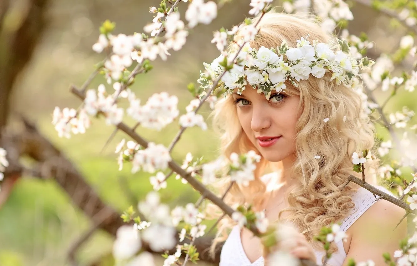 Photo wallpaper look, trees, spring, blonde, wreath, white flowers