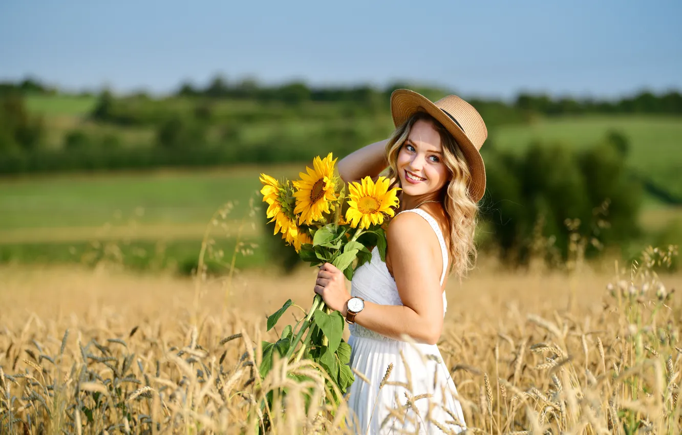 Photo wallpaper summer, girl, smile, Selina