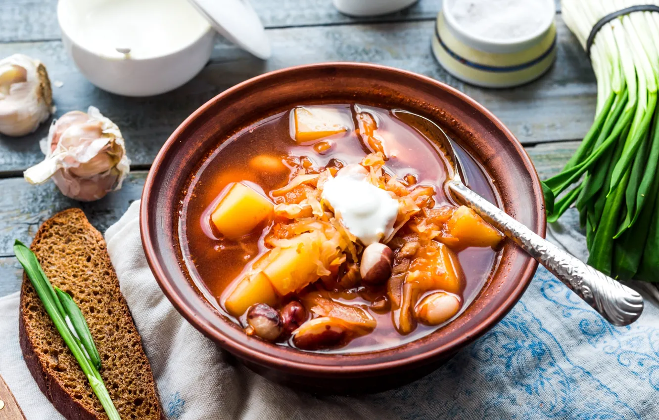Photo wallpaper bread, bowl, soup, garlic