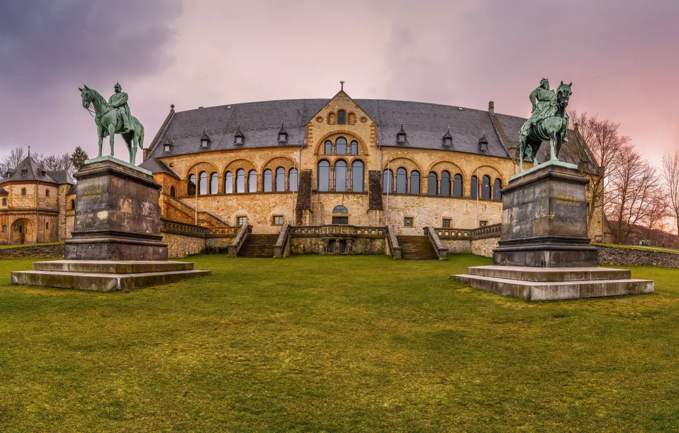 Photo wallpaper lawn, Germany, Palace, monuments, Goslar Imperial Palace