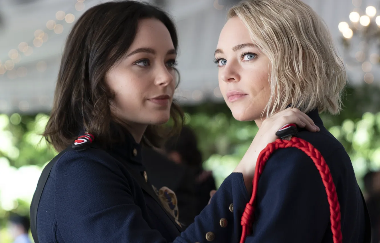 Photo wallpaper look, girl, brunette, soldiers, blonde, witch, scar, military uniform