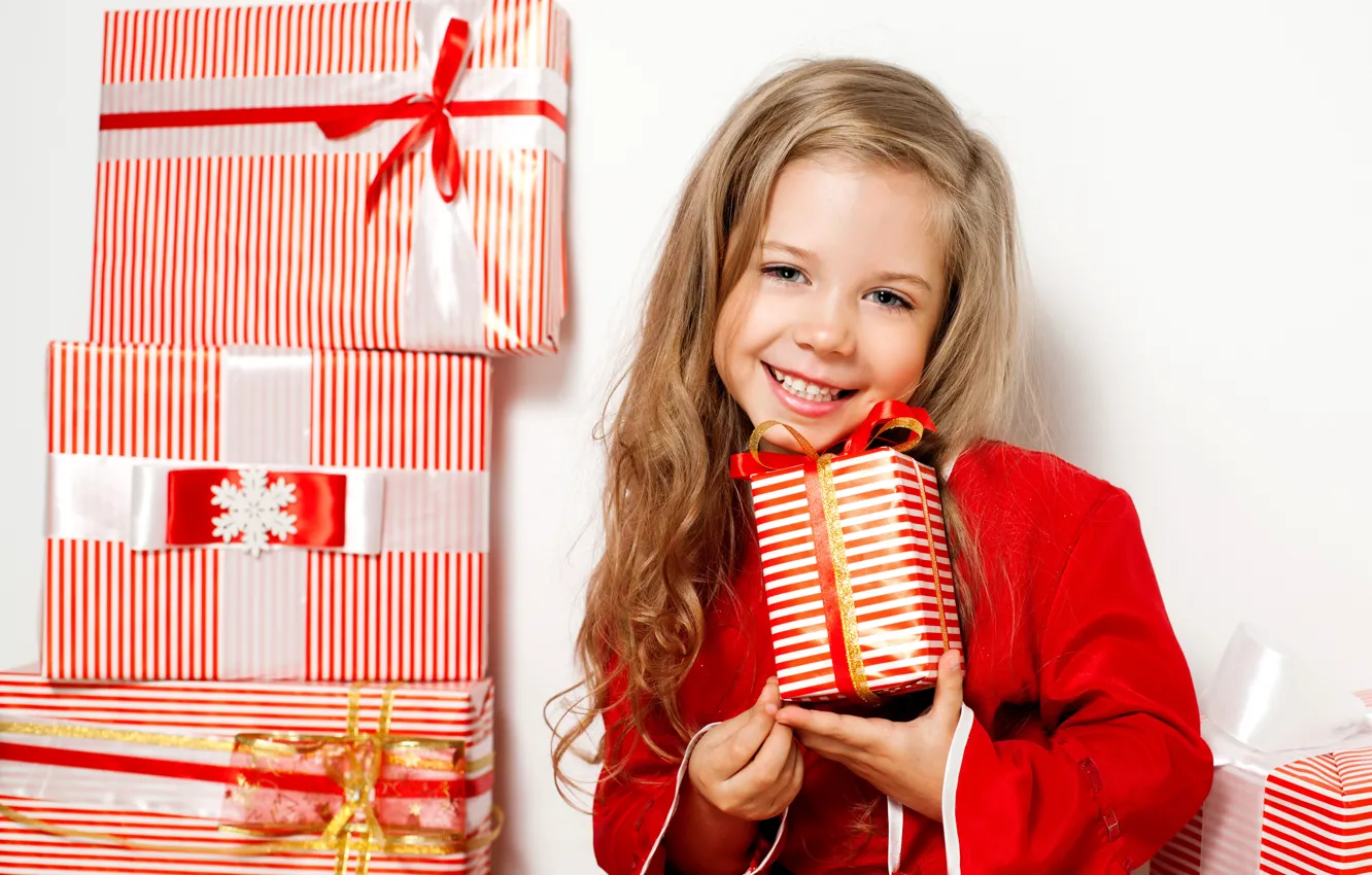 Photo wallpaper face, smile, red, child, girl, gifts, New year, bow