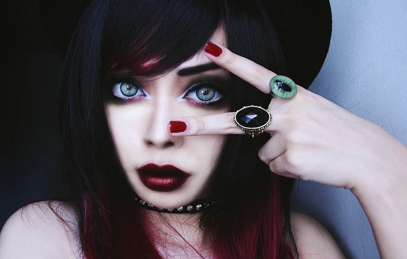 Photo wallpaper girl, model, hat, ring, blue eyes, Wylon To Hayashi