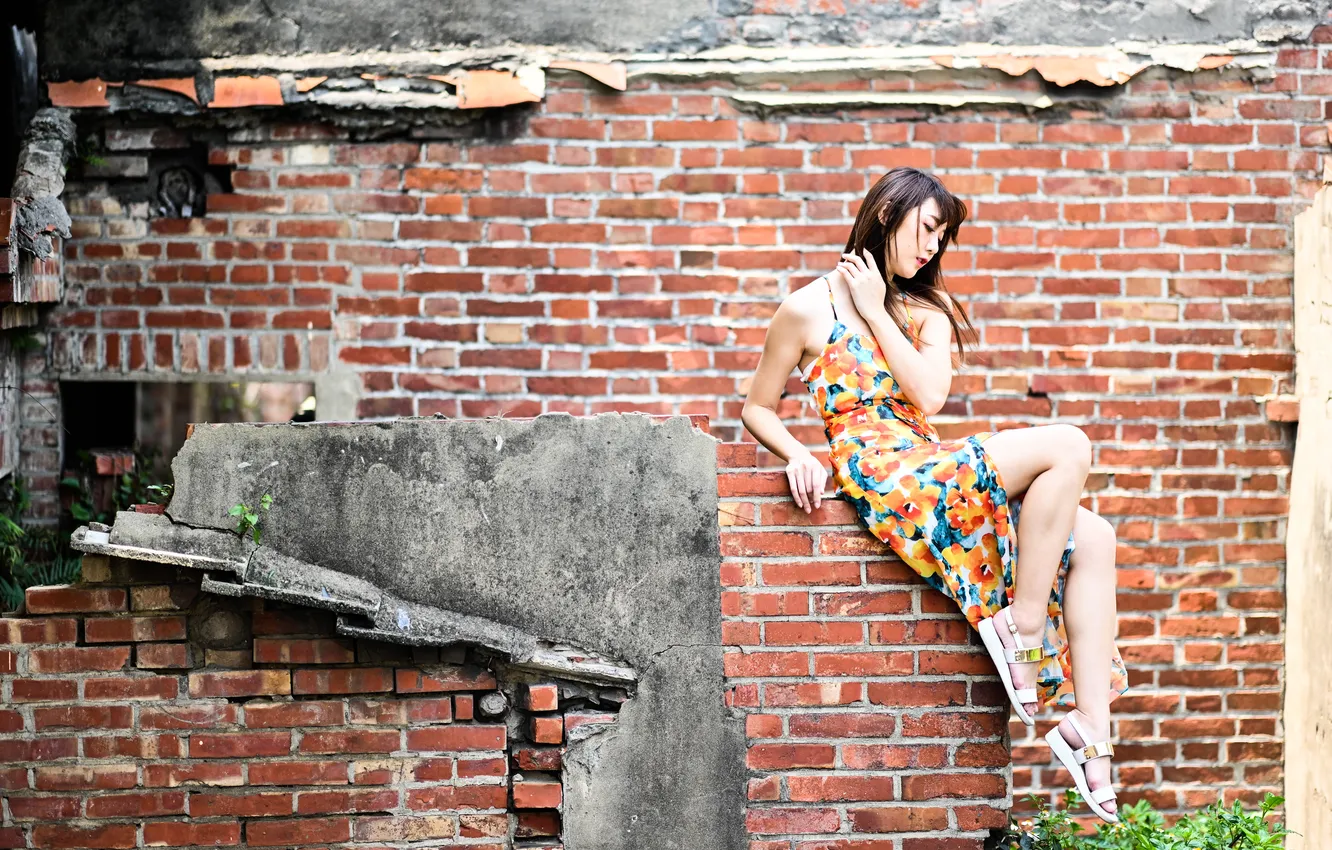 Photo wallpaper girl, wall, Asian