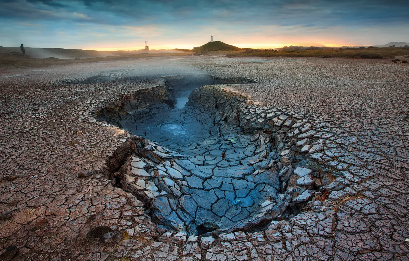 Photo wallpaper desert, crater, cracked earth
