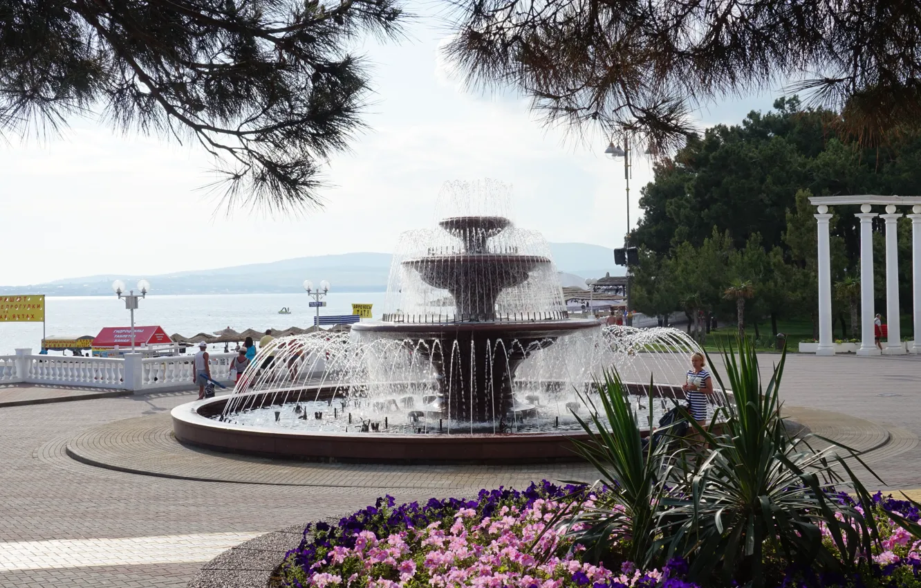 Photo wallpaper sea, fountain, Gelendzhik