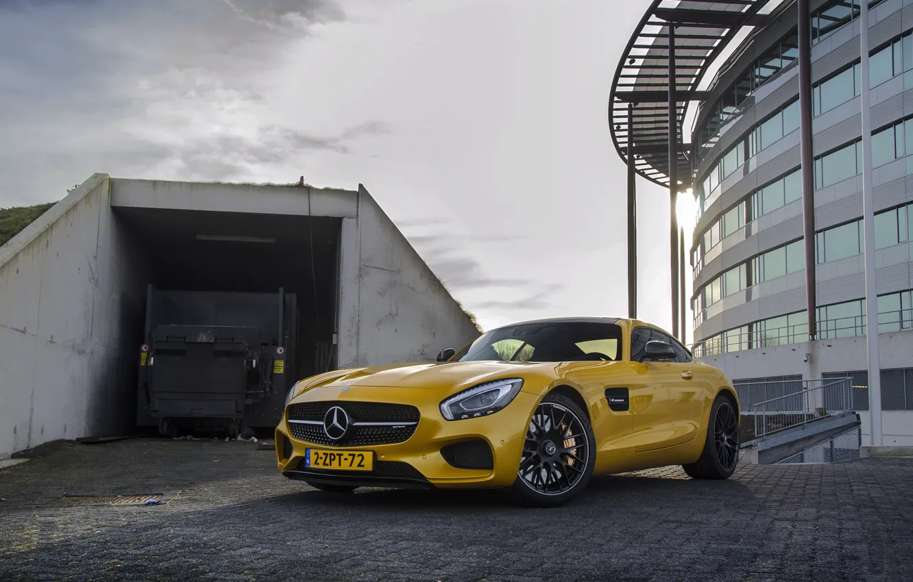 Photo wallpaper Mercedes-Benz, AMG, yellow