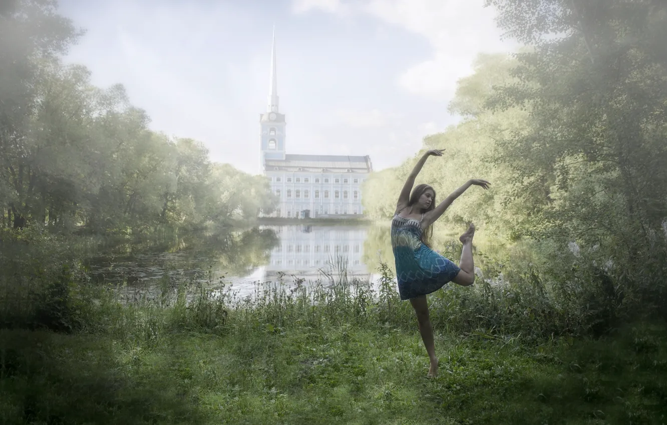 Photo wallpaper girl, nature, pond, Park, mood, dance