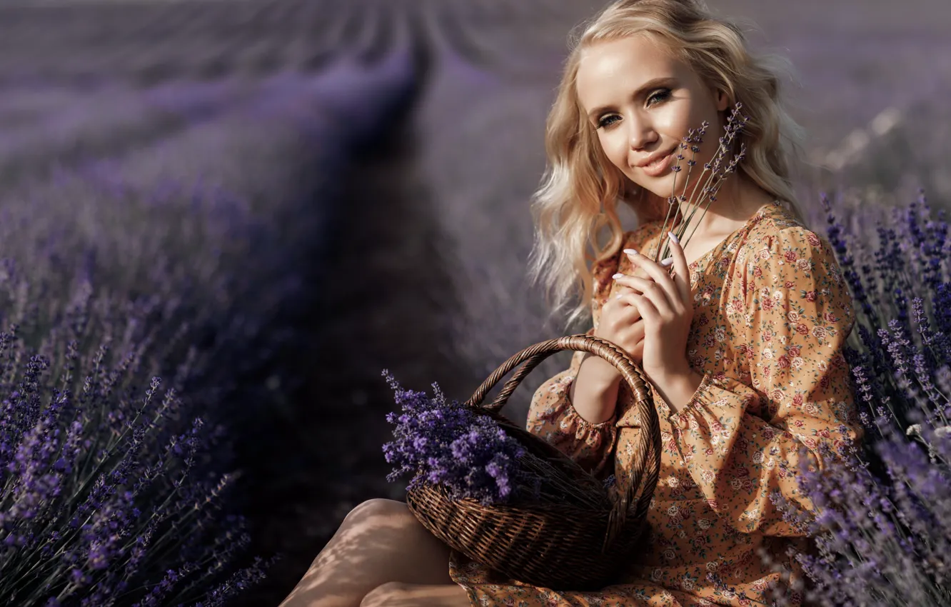 Photo wallpaper field, summer, girl, light, flowers, smile, shadow, bouquet