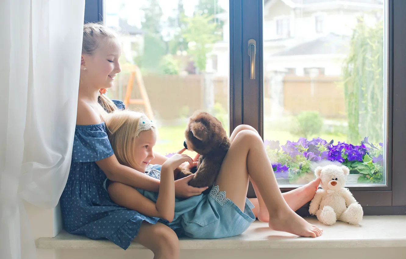 Photo wallpaper joy, children, toy, window, bear, girl