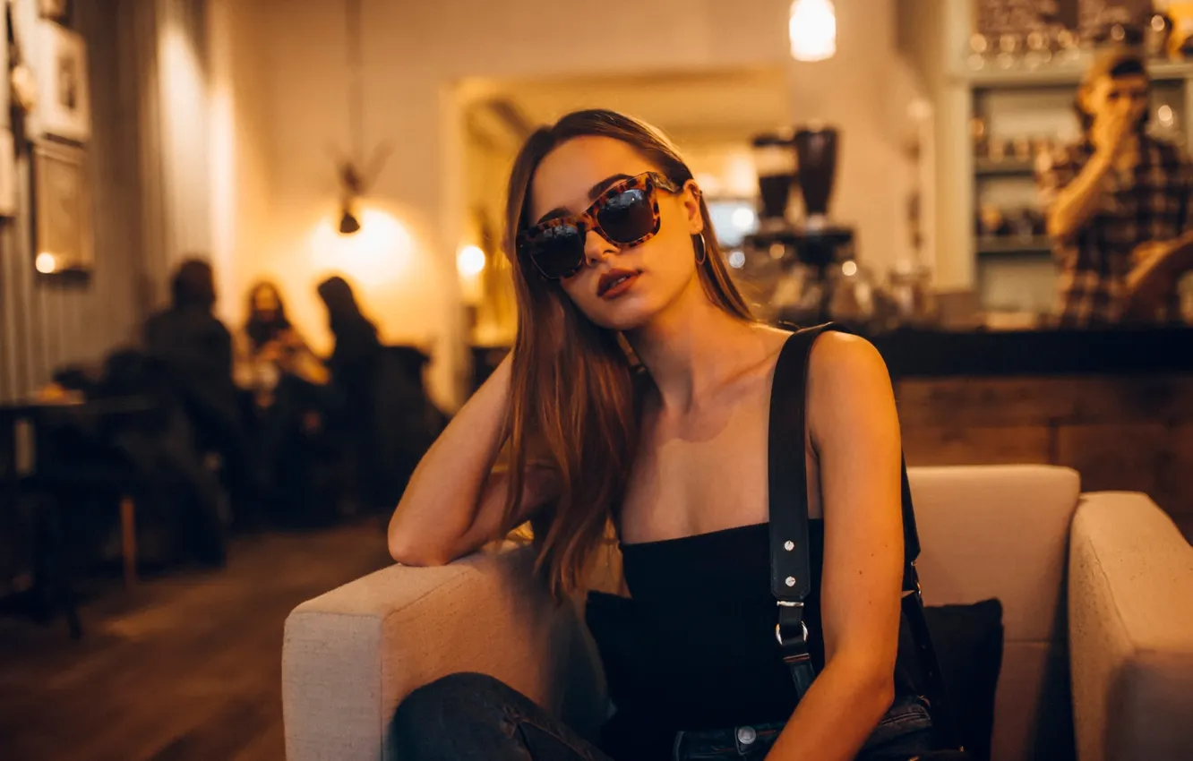Photo wallpaper girl, pose, model, portrait, bar, makeup, glasses, hairstyle