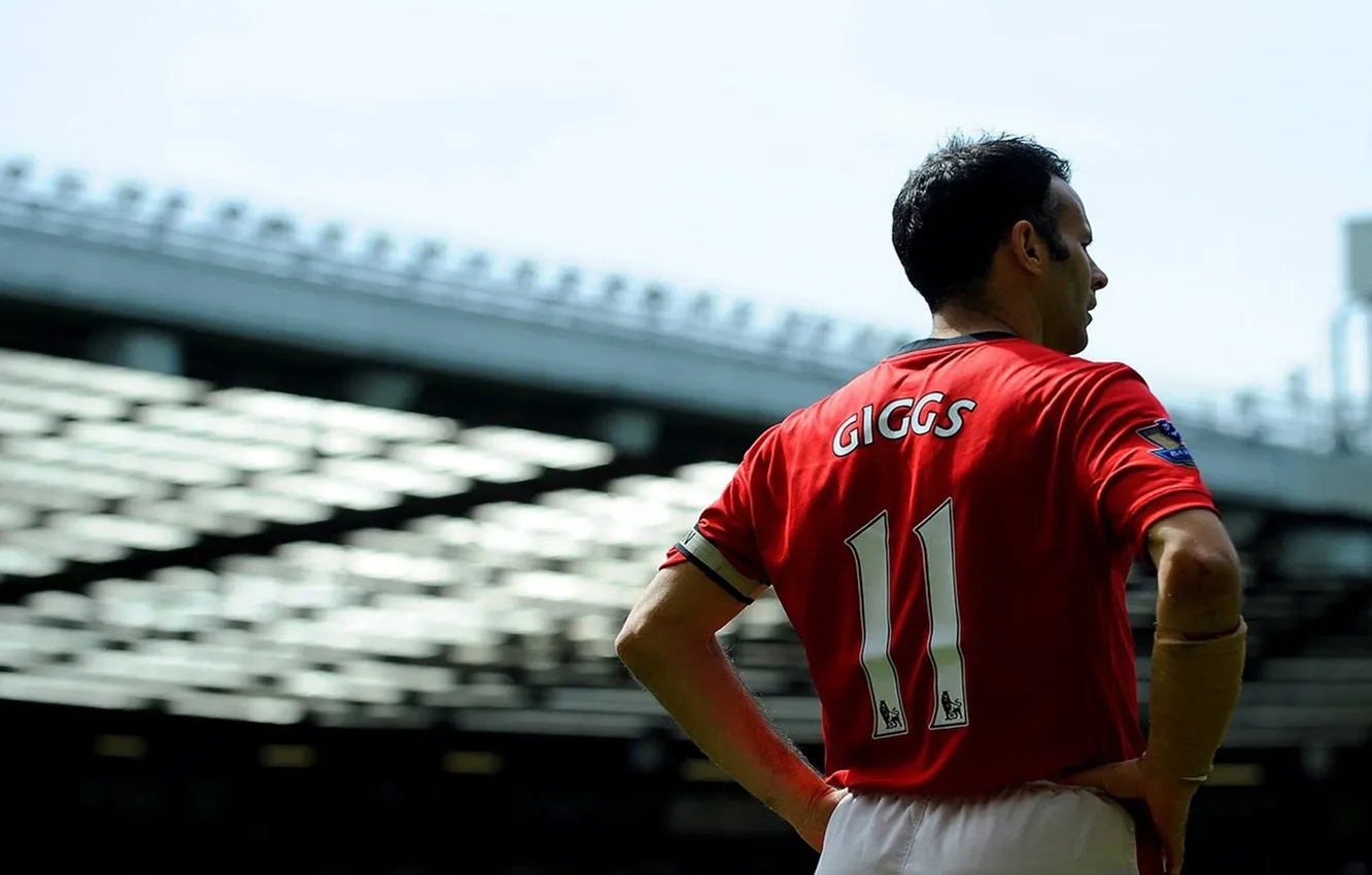 Photo wallpaper football, stadium, Manchester United, Ryan Giggs, Ryan Giggs