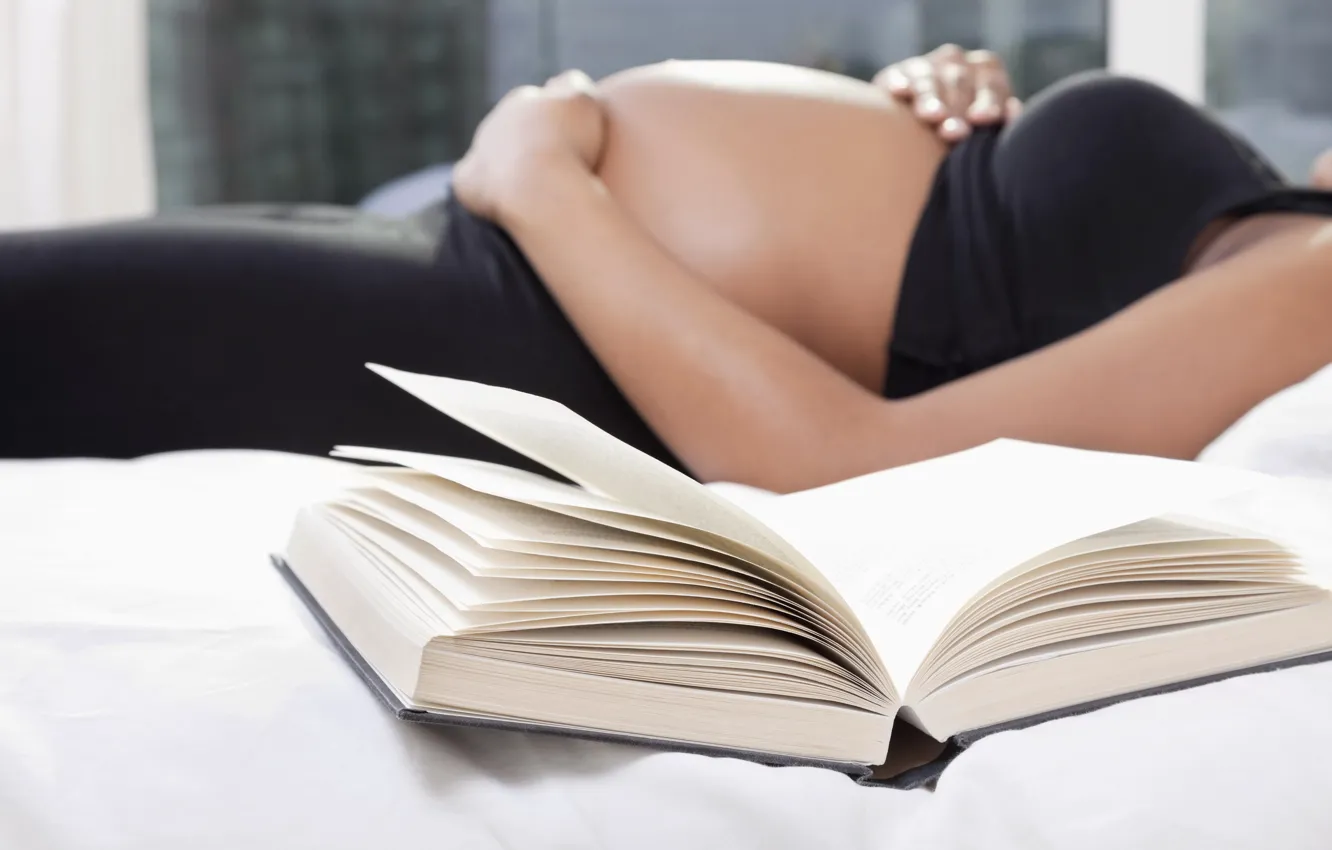Photo wallpaper woman, book, bed, pregnant