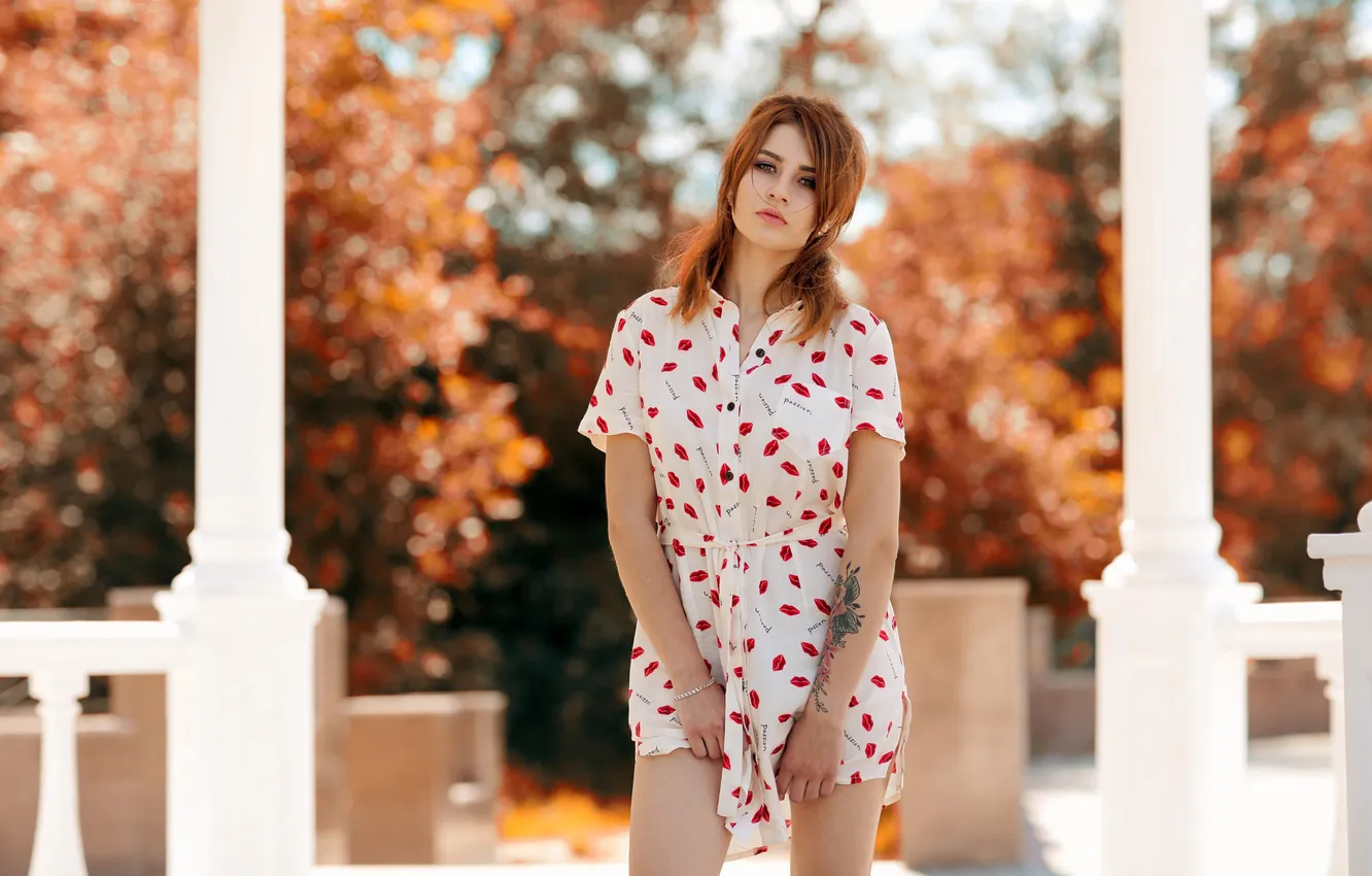 Photo wallpaper look, girl, trees, Park, model, portrait, makeup, figure