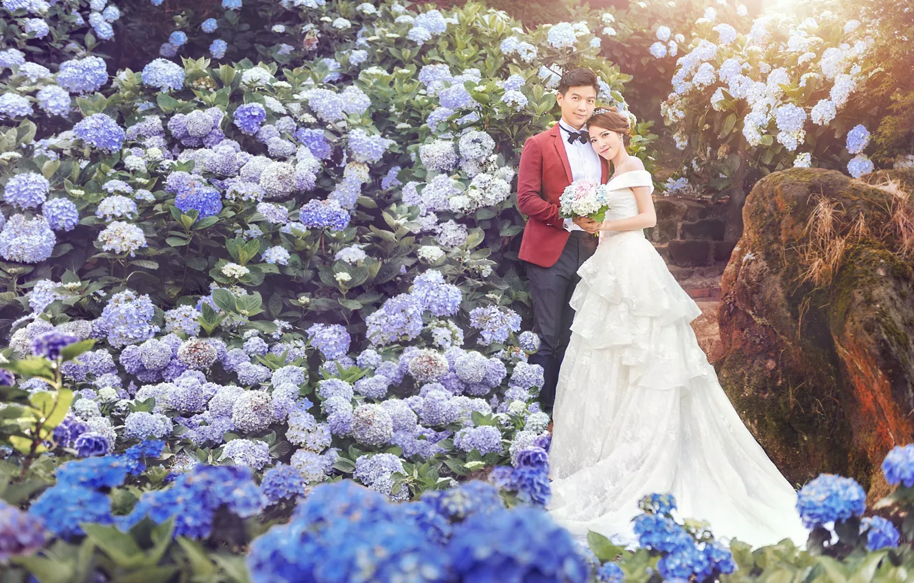 Photo wallpaper love, flowers, holiday, Pair, wedding, the couple, Hydrangea