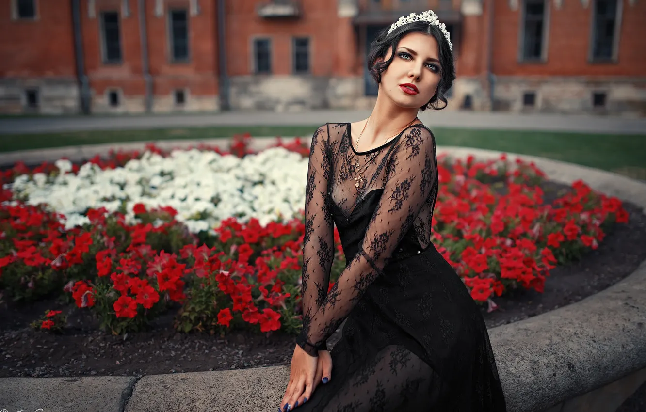 Photo wallpaper girl, black, dress, eyes, beauty, lips, face, Kristina