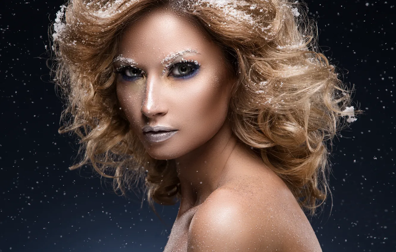Photo wallpaper girl, snow, face, hair, makeup, curls, Sergejs Rahunoks, @ YekoPhotoStudio