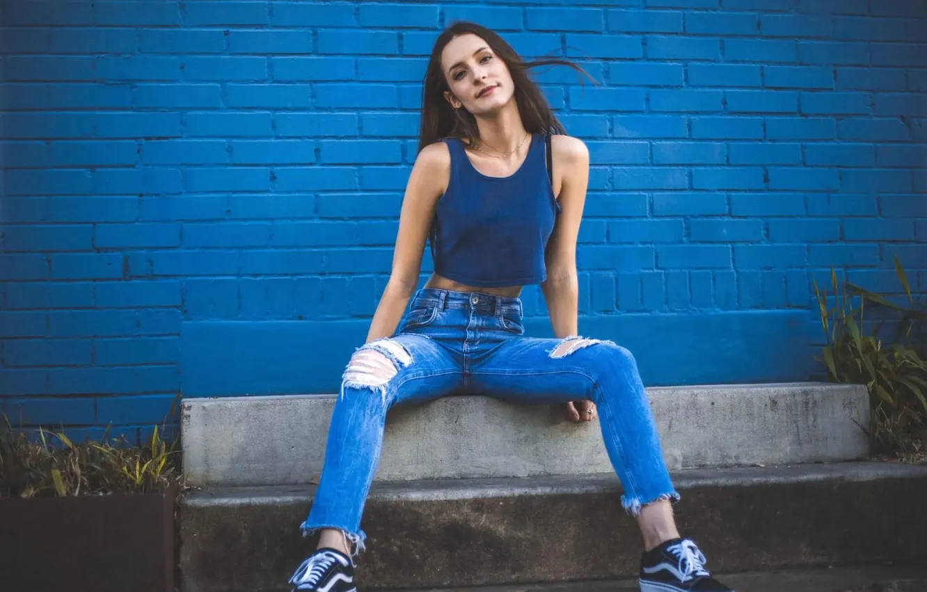 Photo wallpaper girl, sneakers, model, jeans, beautiful