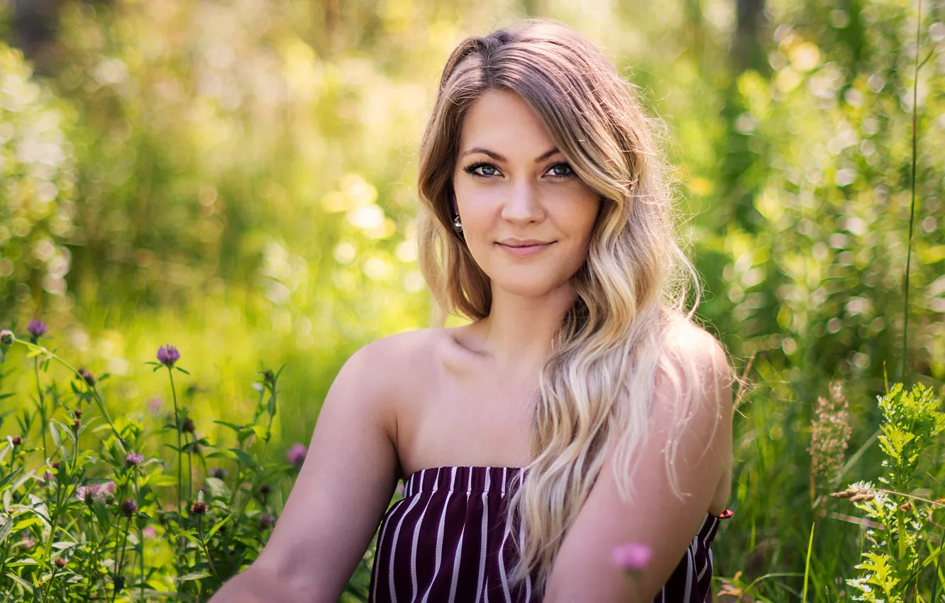 Photo wallpaper girl, smile, katie