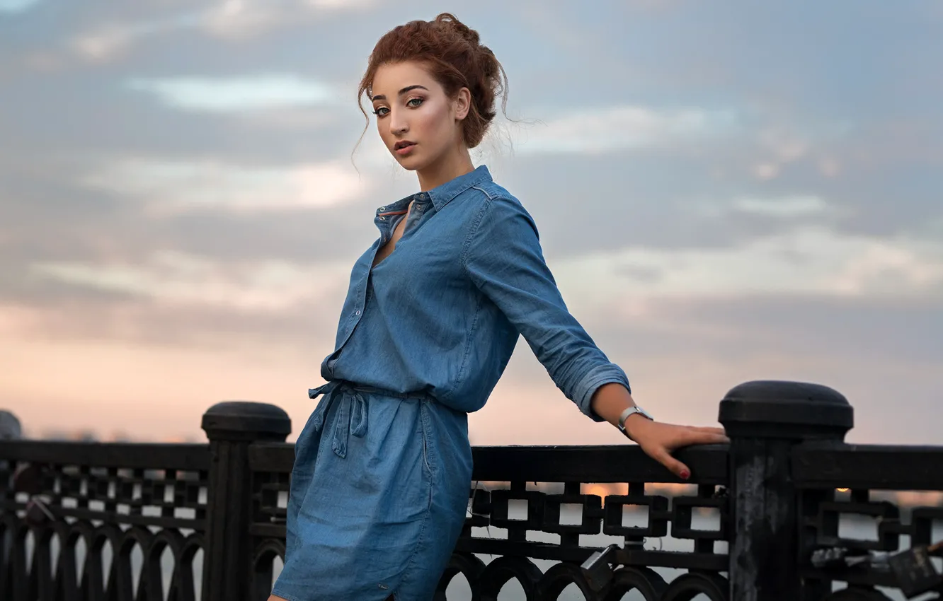 Photo wallpaper the sky, look, girl, portrait, the evening, makeup, dress, hairstyle