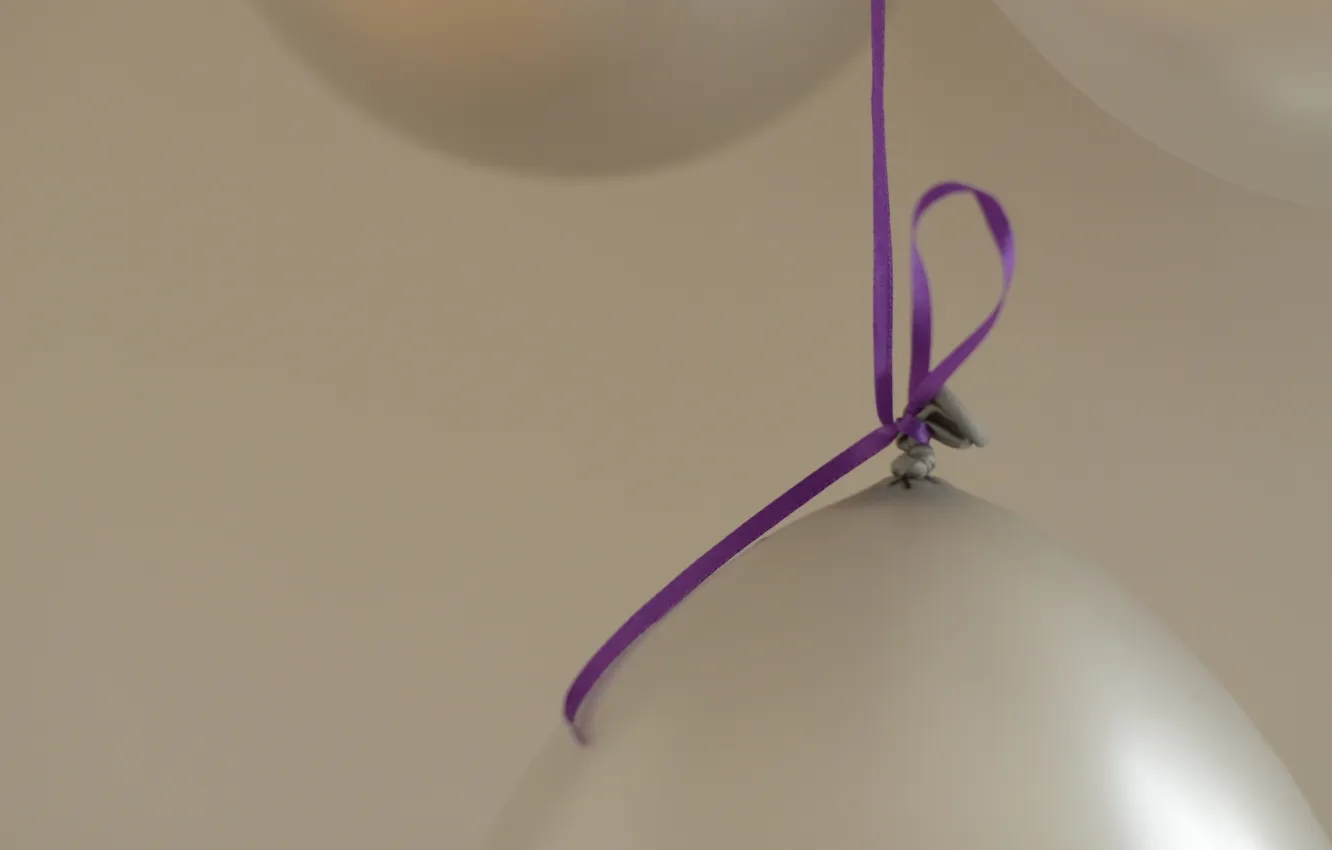 Photo wallpaper macro, balls, tape