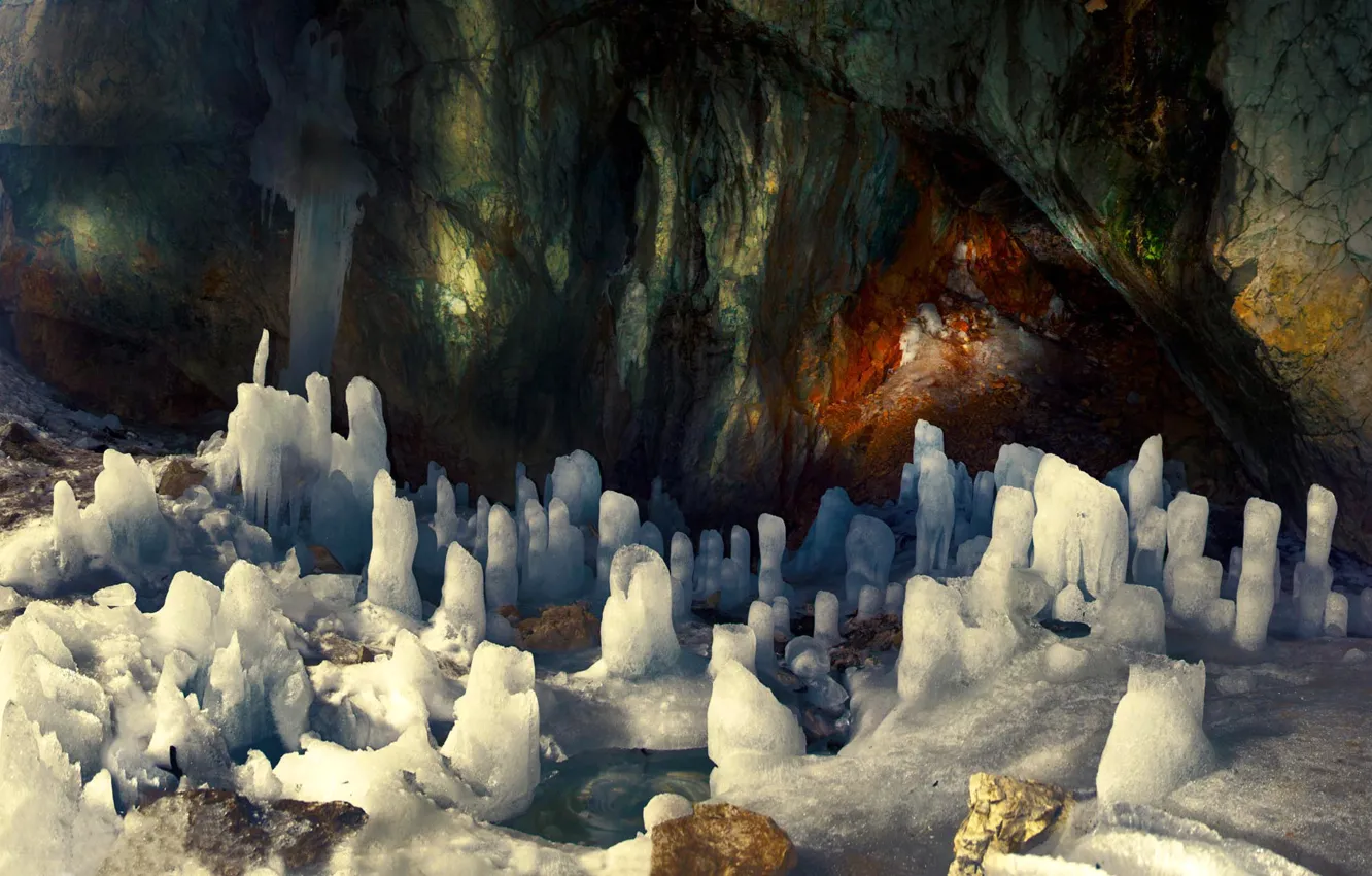 Photo wallpaper cave, Montenegro, Durmitor, ice columns