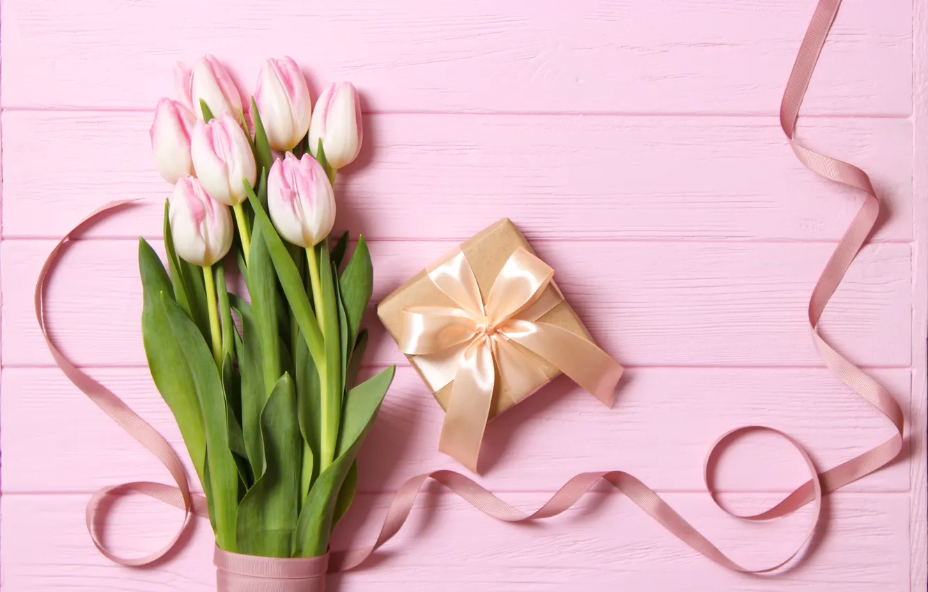 Photo wallpaper flowers, gift, bouquet, tulips, pink, wood, pink, flowers