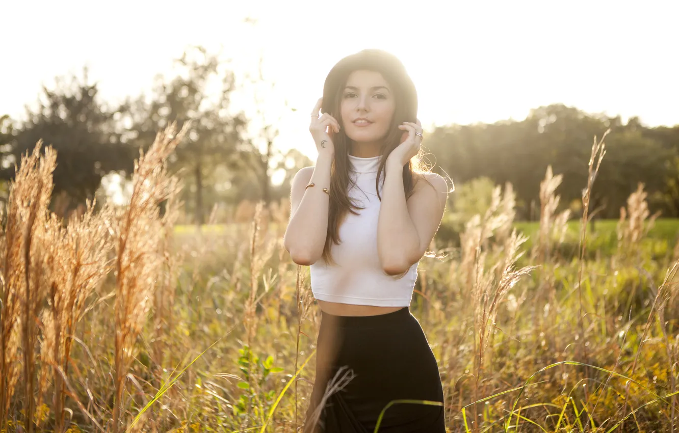 Photo wallpaper girl, pose, hat, Cassie Marin