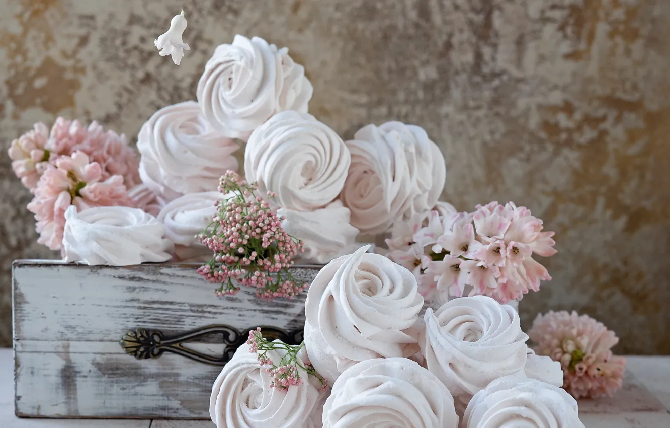 Photo wallpaper flowers, box, spring, marshmallows, Egrigorovich