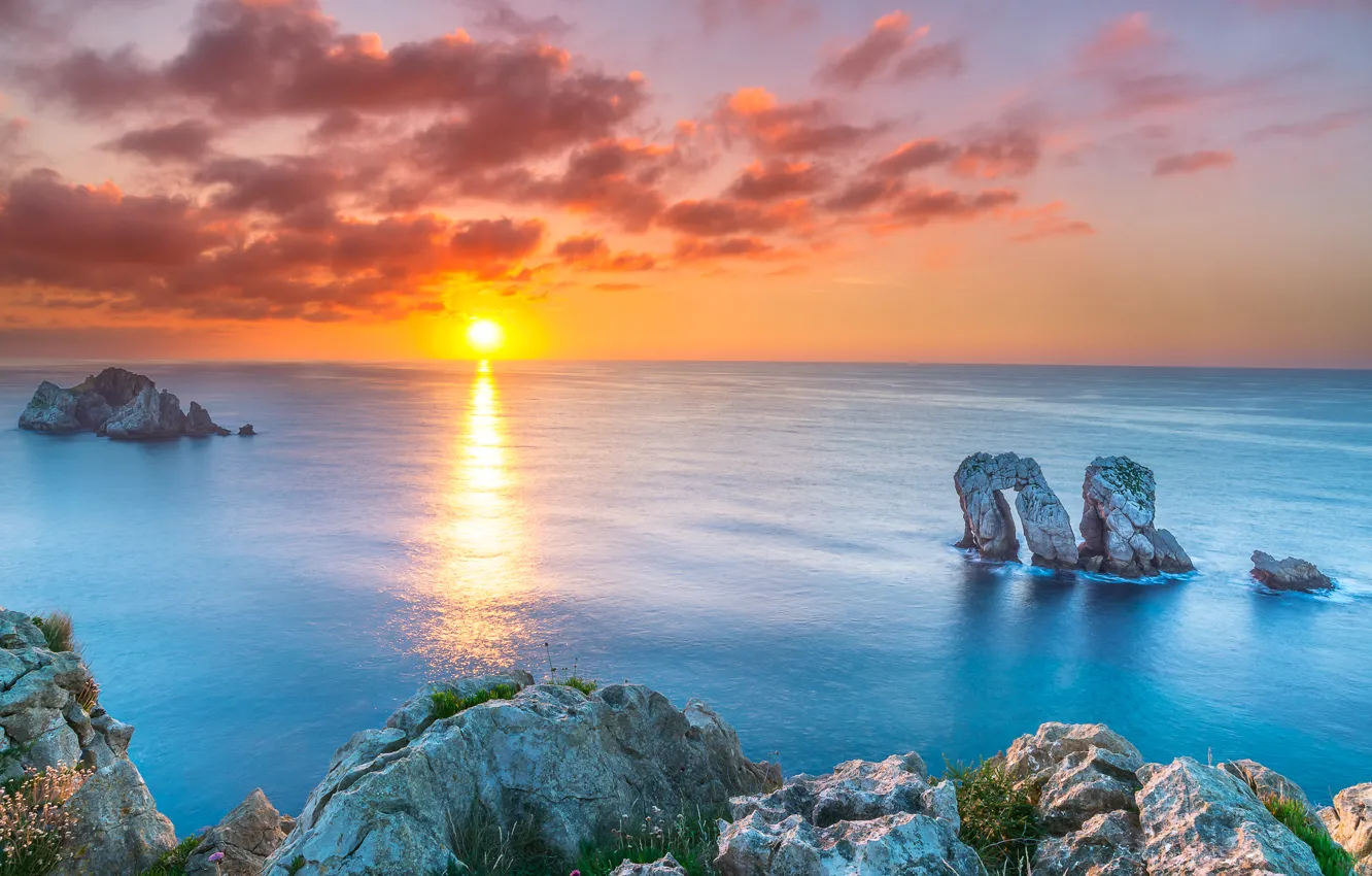 Photo wallpaper sea, sunset, rocks, Bay, Spain, Spain, The Bay of Biscay, Cantabria
