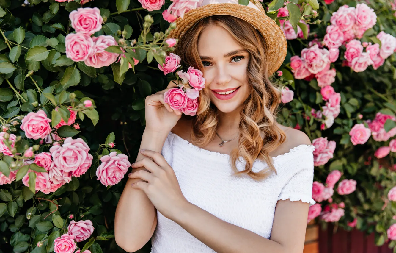 Photo wallpaper summer, girl, joy, flowers, smile, roses, positive, hat