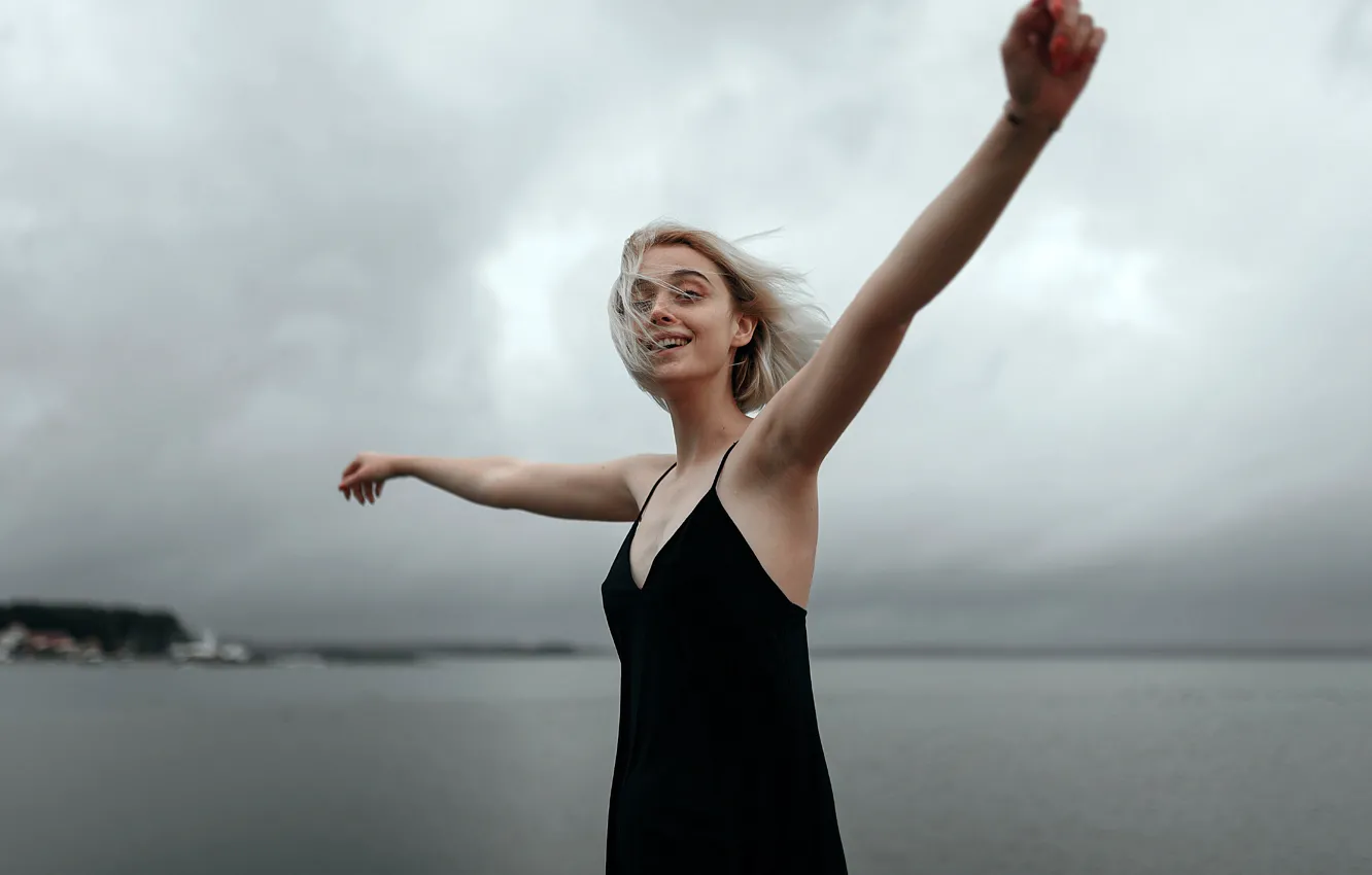 Photo wallpaper sea, the sky, landscape, pose, smile, overcast, model, portrait