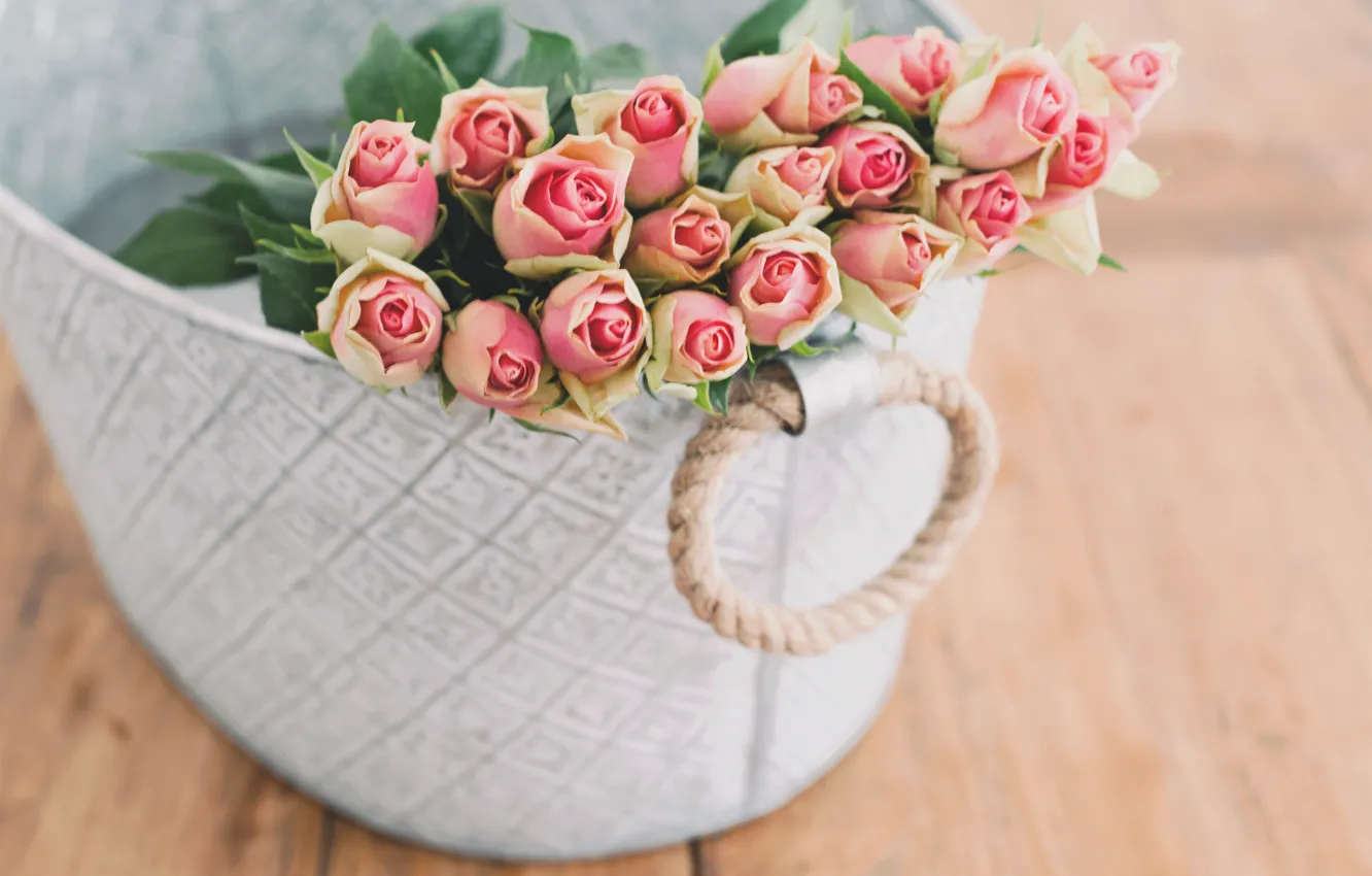 Photo wallpaper flowers, box, roses, bouquet